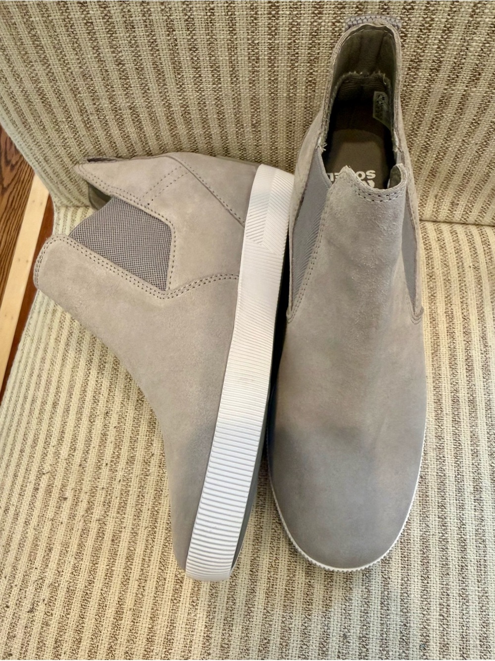 New Women's Sorel Out & Slip
On Wedge Chelsea grey suede boots # Chelsea #Fall - Picture 3 of 5